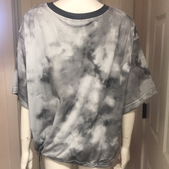 Nike Athletic/Athleisure Training Mesh Tee, NWT! - Picture 6 of 8